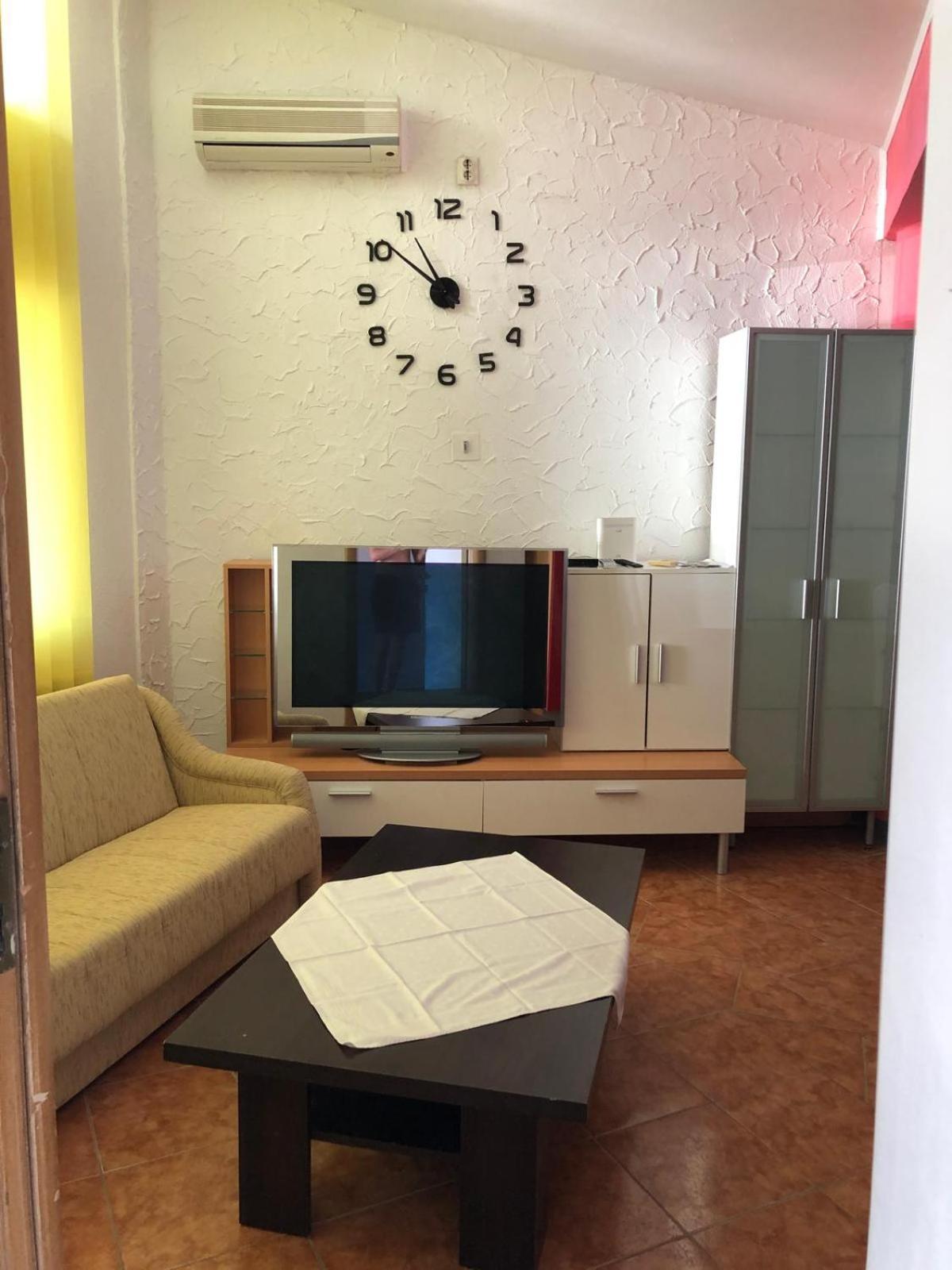 Apartmani CESARICA Karlobag Cameră foto